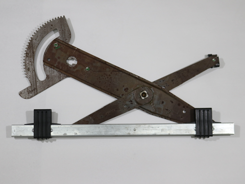 SP001132 Cross Arm Asm, Lh W/Sash
